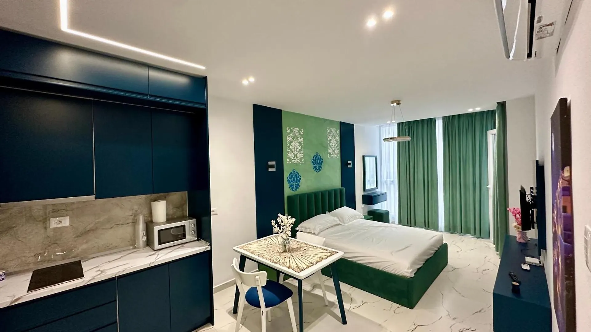Ekam Sun Apartments Golem  Albania